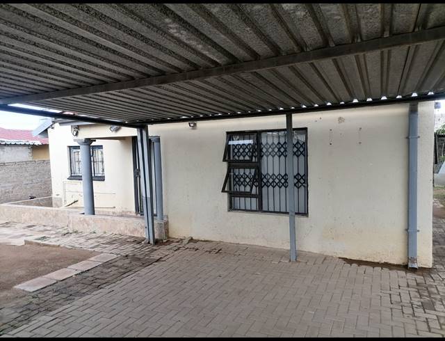 3 BEDROOM HOUSE FOR SALE IN POLOKWANE EXT 44